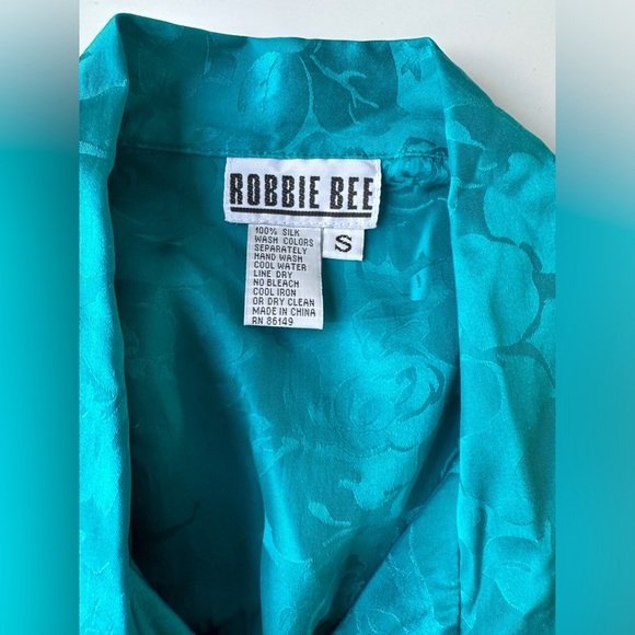 Vintage Robbie Bee Teal Blue 100% Silk Button Front Long Sleeve Top Womens Small - Picture 2 of 6